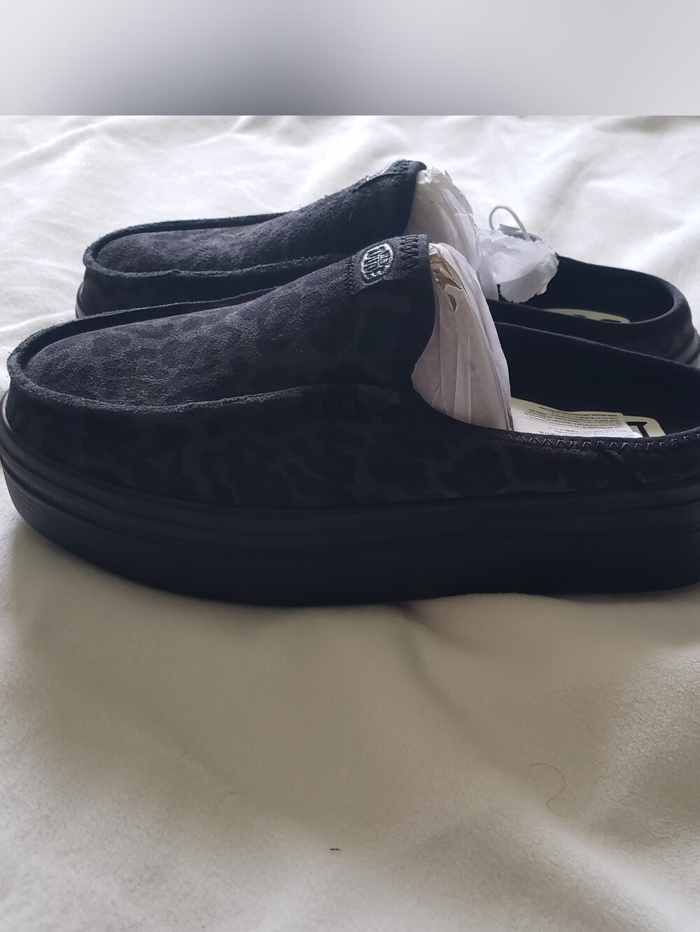Hey Dude Women's Black Leopard Austin Lift Suede Animal - Picture 5 of 7
